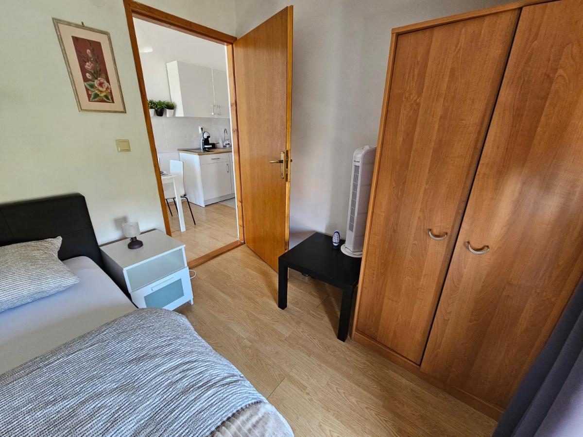 Studio Apartment Pegy Vir Dış mekan fotoğraf